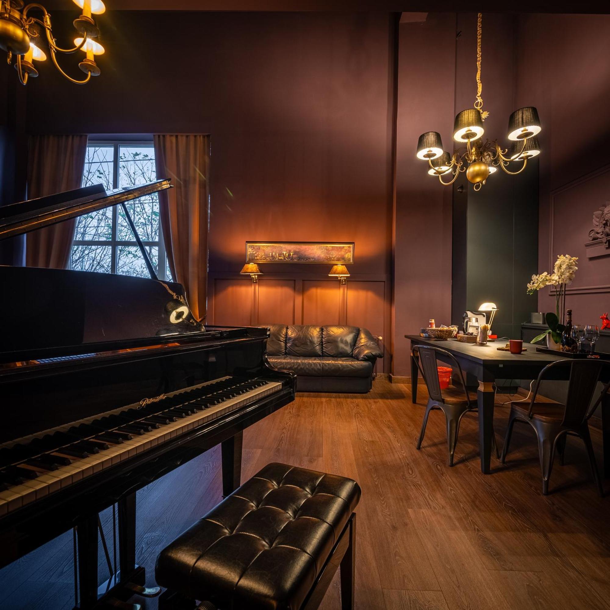 Hotel Coco Timişoara Exteriör bild