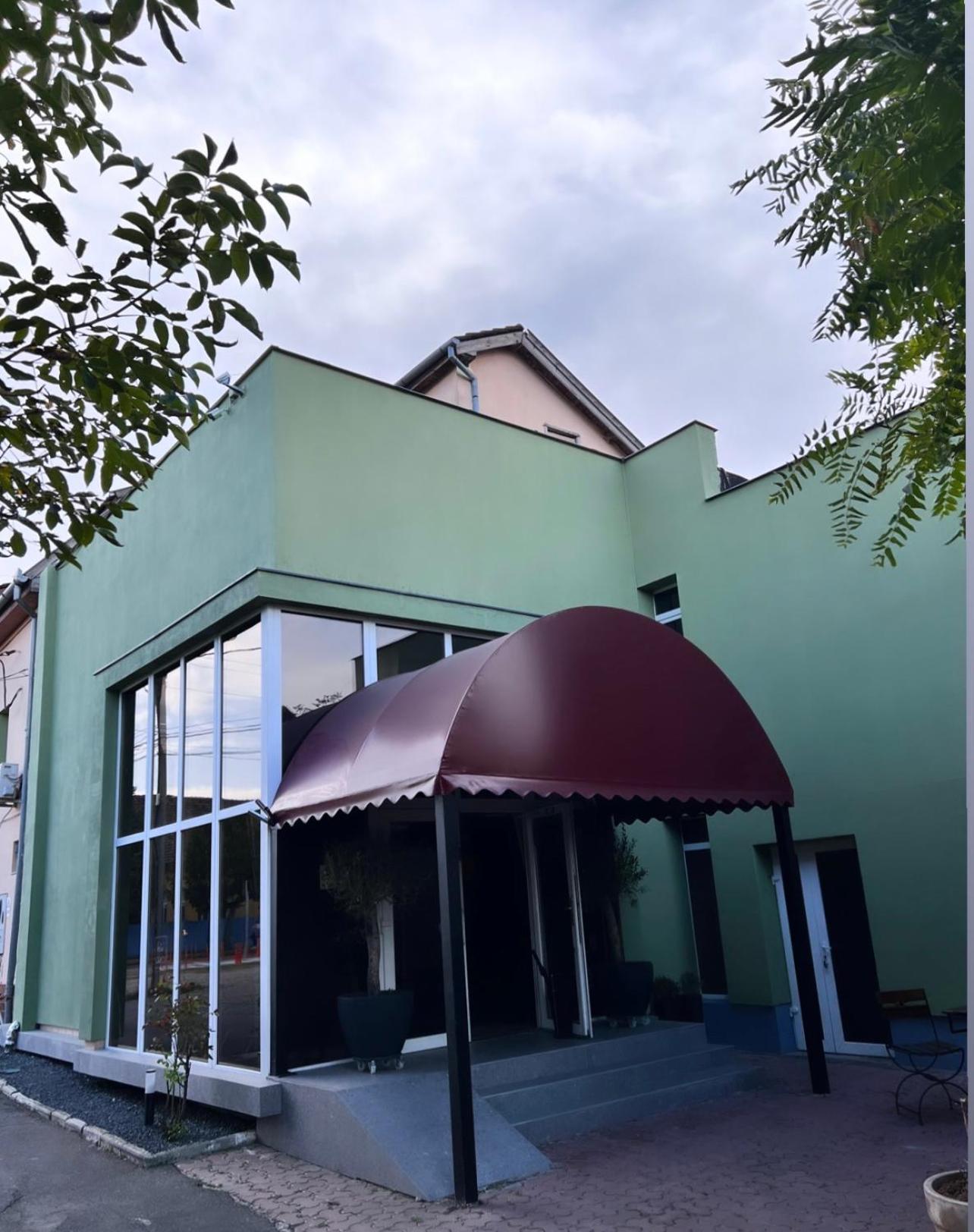 Hotel Coco Timişoara Exteriör bild